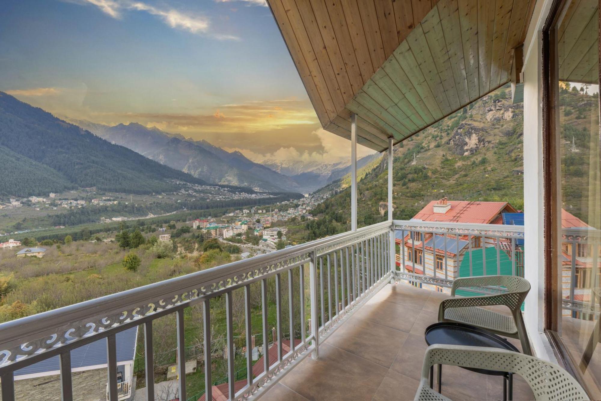 Hotel Echor Himalayan Heights Manali Esterno foto