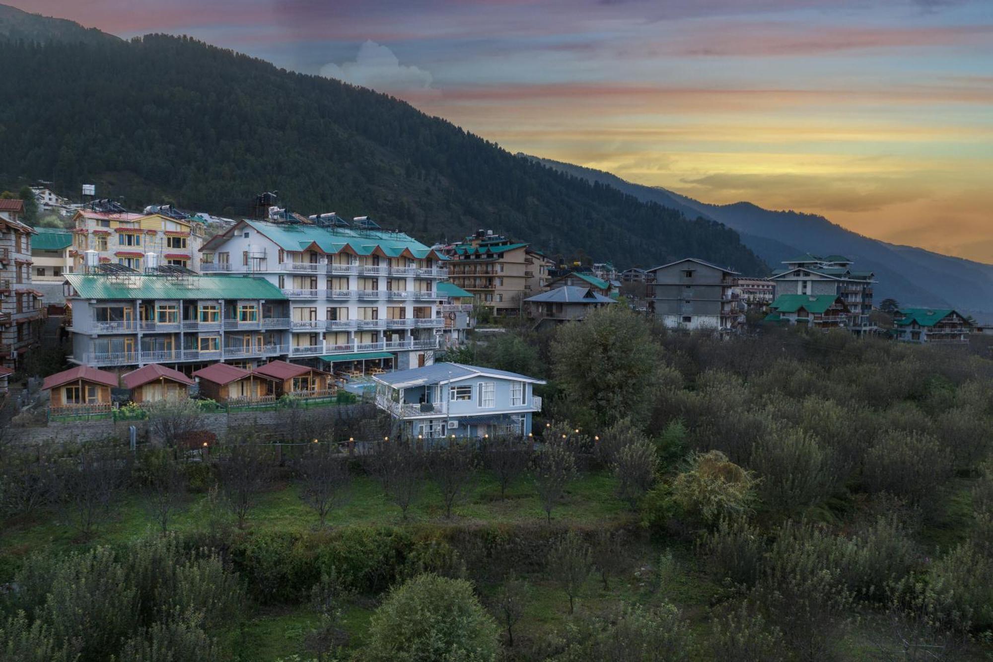 Hotel Echor Himalayan Heights Manali Esterno foto