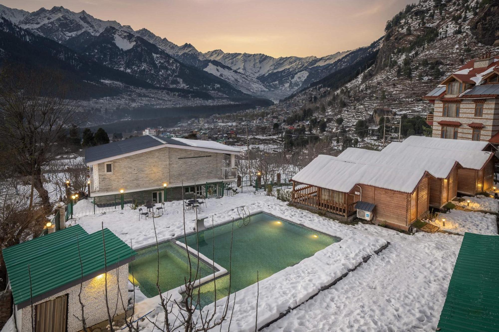 Hotel Echor Himalayan Heights Manali Esterno foto