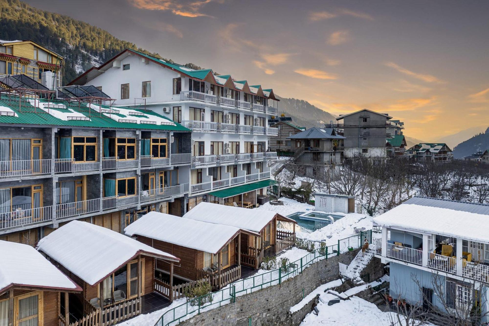 Hotel Echor Himalayan Heights Manali Esterno foto